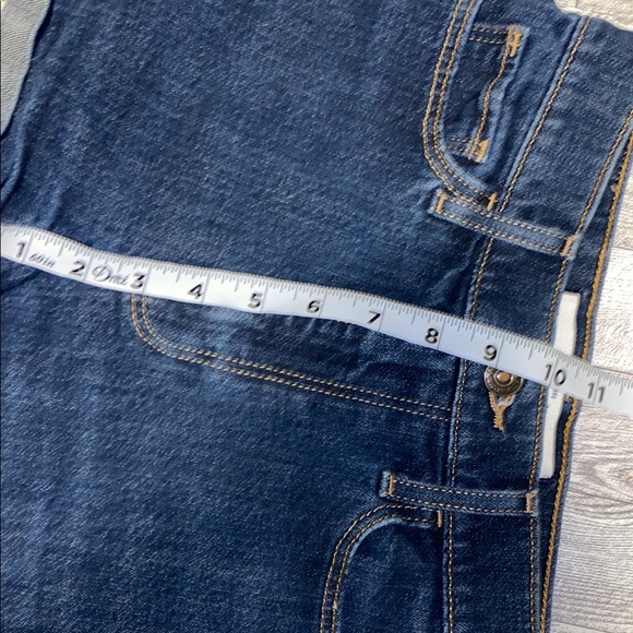 Abercrombie & Fitch Blue Jean Shorts High-Waisted Rolled Hem Size 0 - Picture 8 of 9